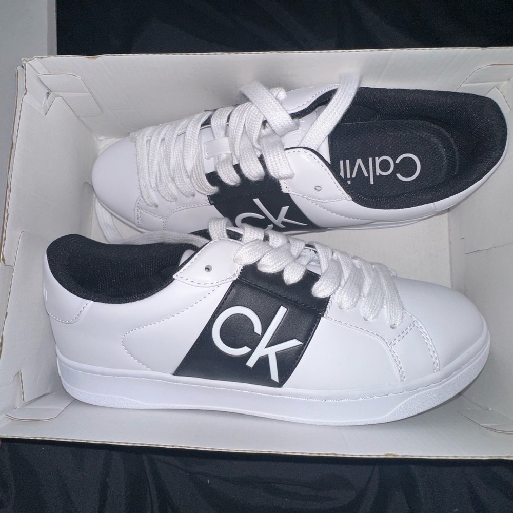 Calvin Klein KC Reese Sneakers – White LL (Size 9.5 M)